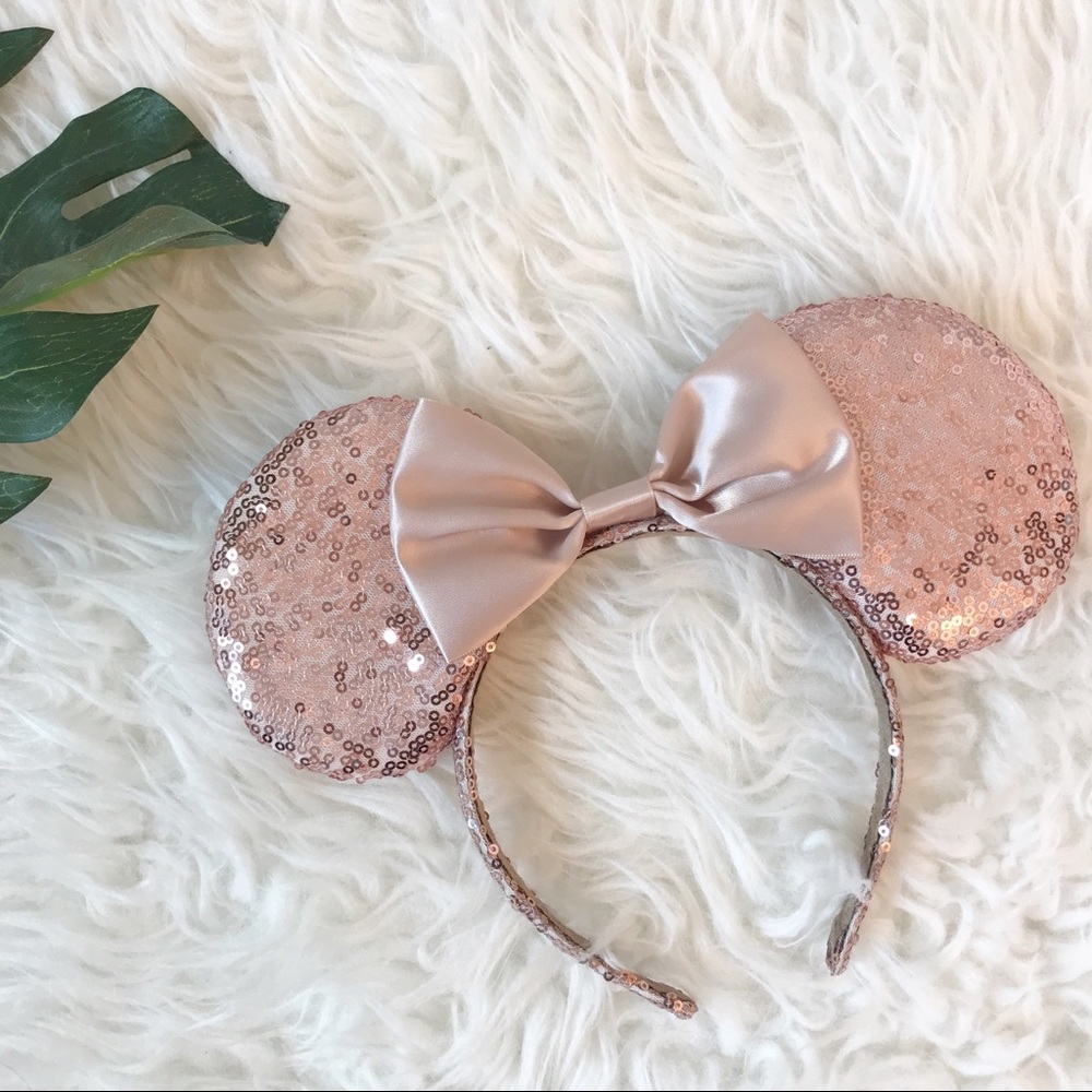 Minnie Ears Headband Rose Gold Sequin NWOT